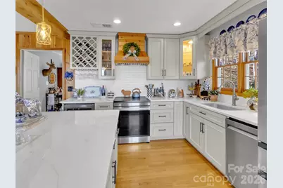 297 Ridge Road, Waynesville, NC 28786 - Photo 9