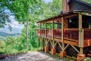 612 Whispering Winds Rd, Waynesville, NC 28785 - Photo 1