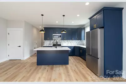 912 A Rhode Island Avenue NW, Kannapolis, NC 28083 - Photo 5