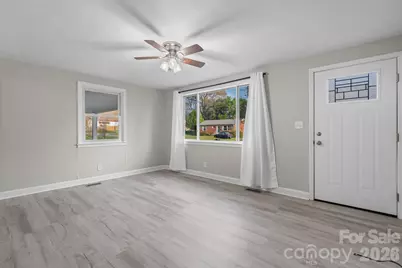 3502 1st Avenue Circle NW, Hickory, NC 28601 - Photo 9