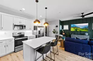 3422 Peligreni St, Charlotte, NC 28208 - Photo 9