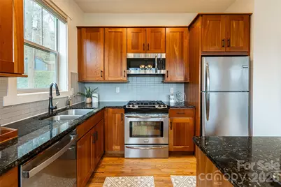 14 Sunset Drive, Asheville, NC 28804 - Photo 11