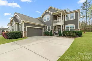 570 Sandbar Pt, Clover, SC 29710 - Photo 1
