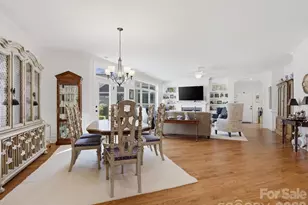 1180 Avalon Pl, Matthews, NC 28104 - Photo 9