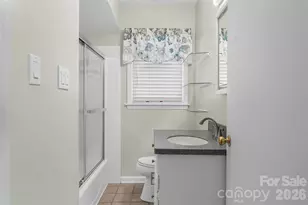 10 Woodmont Dr, Asheville, NC 28806 - Photo 9