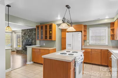 10 Woodmont Drive, Asheville, NC 28806 - Photo 7