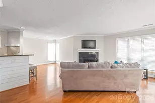 2510 Cranbrook Ln, Charlotte, NC 28207 - Photo 11