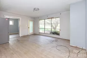 135 Sardis Dr, Asheville, NC 28806 - Photo 5