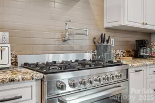 3220 Commonwealth Ave, Charlotte, NC 28205 - Photo 13