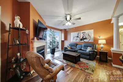 718 W Trade Street #803, Charlotte, NC 28202 - Photo 7