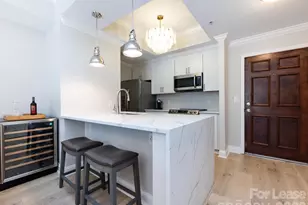 300 W 5th St, Charlotte, NC 28202 - Photo 7