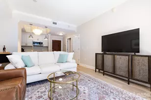 300 W 5th St, Charlotte, NC 28202 - Photo 17