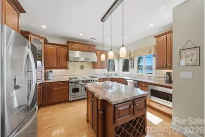 152 Bridge Pointe Lane, Hickory, NC 28601 - Photo 43