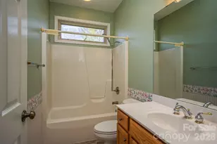 113 Fairway Knoll Dr, Hendersonville, NC 28739 - Photo 9