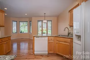 113 Fairway Knoll Dr, Hendersonville, NC 28739 - Photo 13