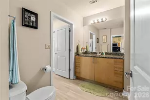 210 N Church St, Charlotte, NC 28202 - Photo 21