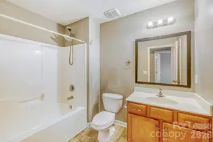 14419 Glendon Hall Ln, Charlotte, NC 28262 - Photo 19