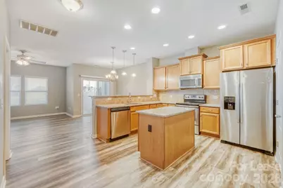 14419 Glendon Hall Lane, Charlotte, NC 28262 - Photo 7