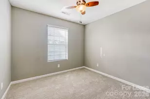 14419 Glendon Hall Ln, Charlotte, NC 28262 - Photo 17