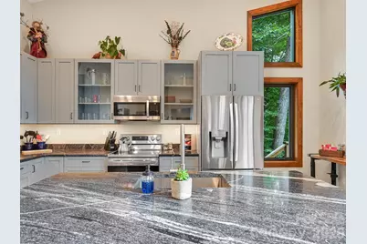 43 Tinkling Springs Lane, Fairview, NC 28730 - Photo 15