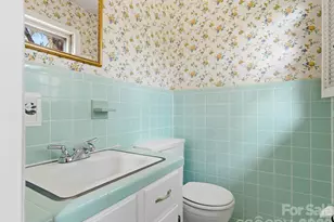 3718 Country Club Dr, Charlotte, NC 28205 - Photo 23