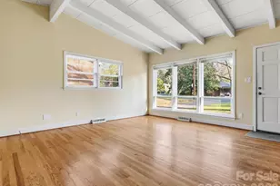 3718 Country Club Dr, Charlotte, NC 28205 - Photo 5