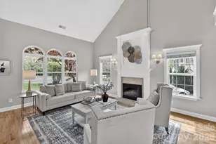 8900 Valewood Ct, Charlotte, NC 28210 - Photo 5