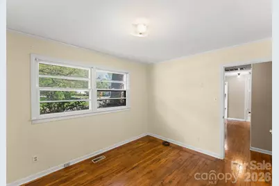1136 E Woodlawn Road, Charlotte, NC 28209 - Photo 33