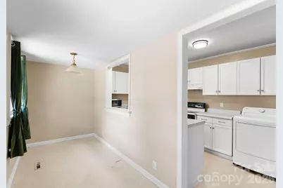 1136 E Woodlawn Road, Charlotte, NC 28209 - Photo 13