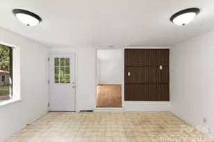 1136 E Woodlawn Rd, Charlotte, NC 28209 - Photo 25