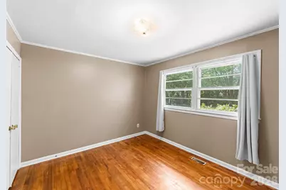 1136 E Woodlawn Road, Charlotte, NC 28209 - Photo 27