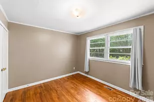 1136 E Woodlawn Rd, Charlotte, NC 28209 - Photo 27