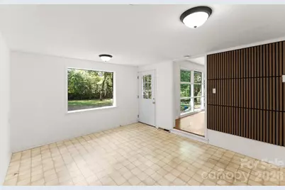 1136 E Woodlawn Road, Charlotte, NC 28209 - Photo 23