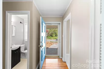 1136 E Woodlawn Road, Charlotte, NC 28209 - Photo 3