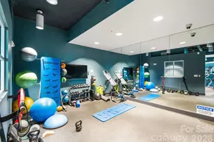 210 N Church St, Charlotte, NC 28202 - Photo 35