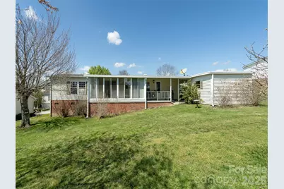 4 N Marjorie Lane, Hendersonville, NC 28792 - Photo 15