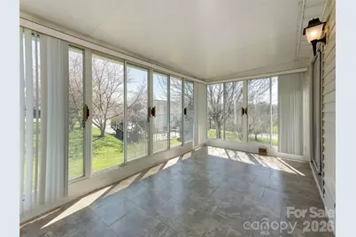 4 N Marjorie Lane, Hendersonville, NC 28792 - Photo 5