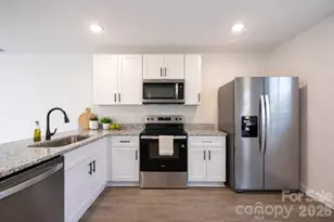 424-426 2nd Street SW, Hickory, NC 28602 - Photo 3