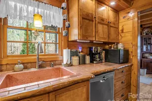 256 Bear Branch Rd, Hendersonville, NC 28792 - Photo 17