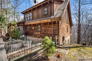 256 Bear Branch Rd, Hendersonville, NC 28792 - Photo 1