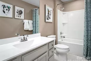 2051 Fernway Dr, Charlotte, NC 28216 - Photo 15