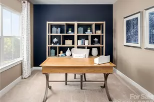 2051 Fernway Dr, Charlotte, NC 28216 - Photo 7