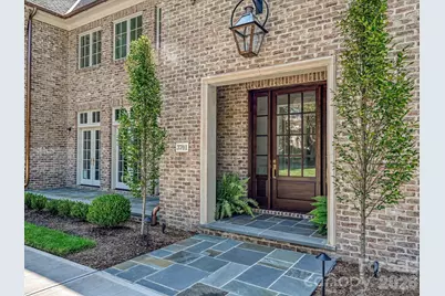3701 Pelham Lane, Charlotte, NC 28211 - Photo 3