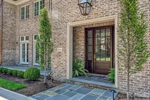 3701 Pelham Ln, Charlotte, NC 28211 - Photo 3