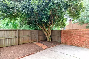 8300 Knights Bridge Rd, Charlotte, NC 28210 - Photo 37