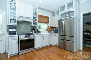 507 Riverside Dr, Morganton, NC 28655 - Photo 15