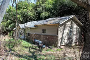 1293 Lake Logan Rd, Canton, NC 28716 - Photo 9