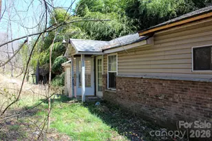 1293 Lake Logan Rd, Canton, NC 28716 - Photo 7