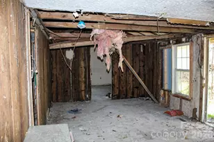 1293 Lake Logan Rd, Canton, NC 28716 - Photo 27