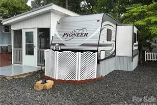 107 Pine St, New London, NC 28127 - Photo 25